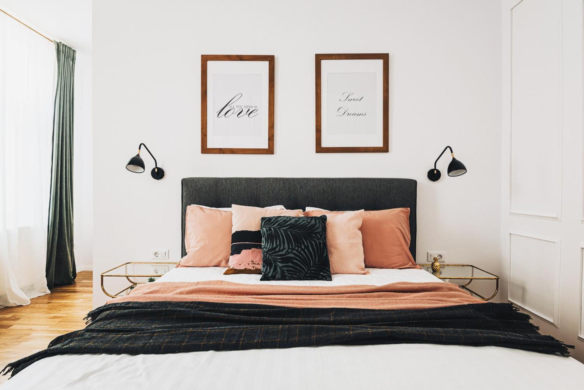 Voya Nordic Apartment-A Luxury Oasis In The Old Town Brasov Luaran gambar